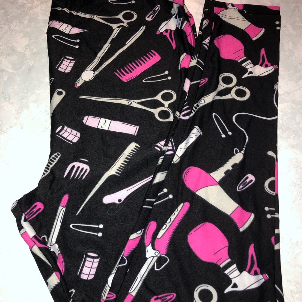LuLaRoe TC2 Hairstylist Beautician Salon Hair New